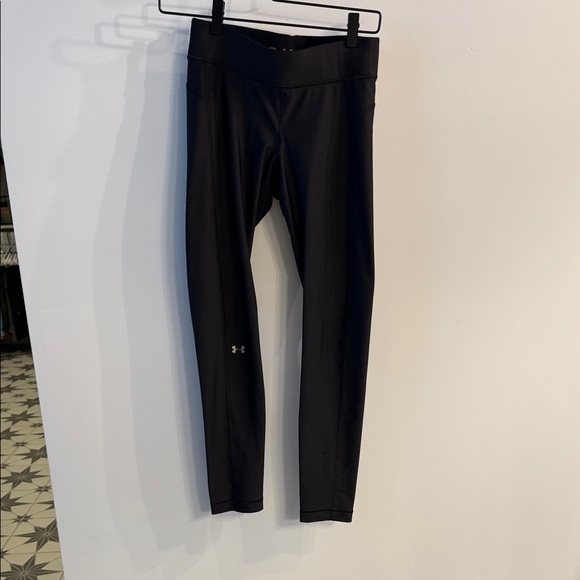 Under Armour compression heat gear  Black Active wear Leggings - Picture 1 of 5